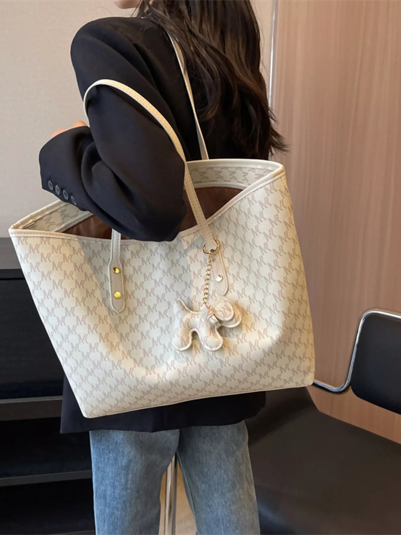 Patterned Large Capacity Tote Shoulder Bag