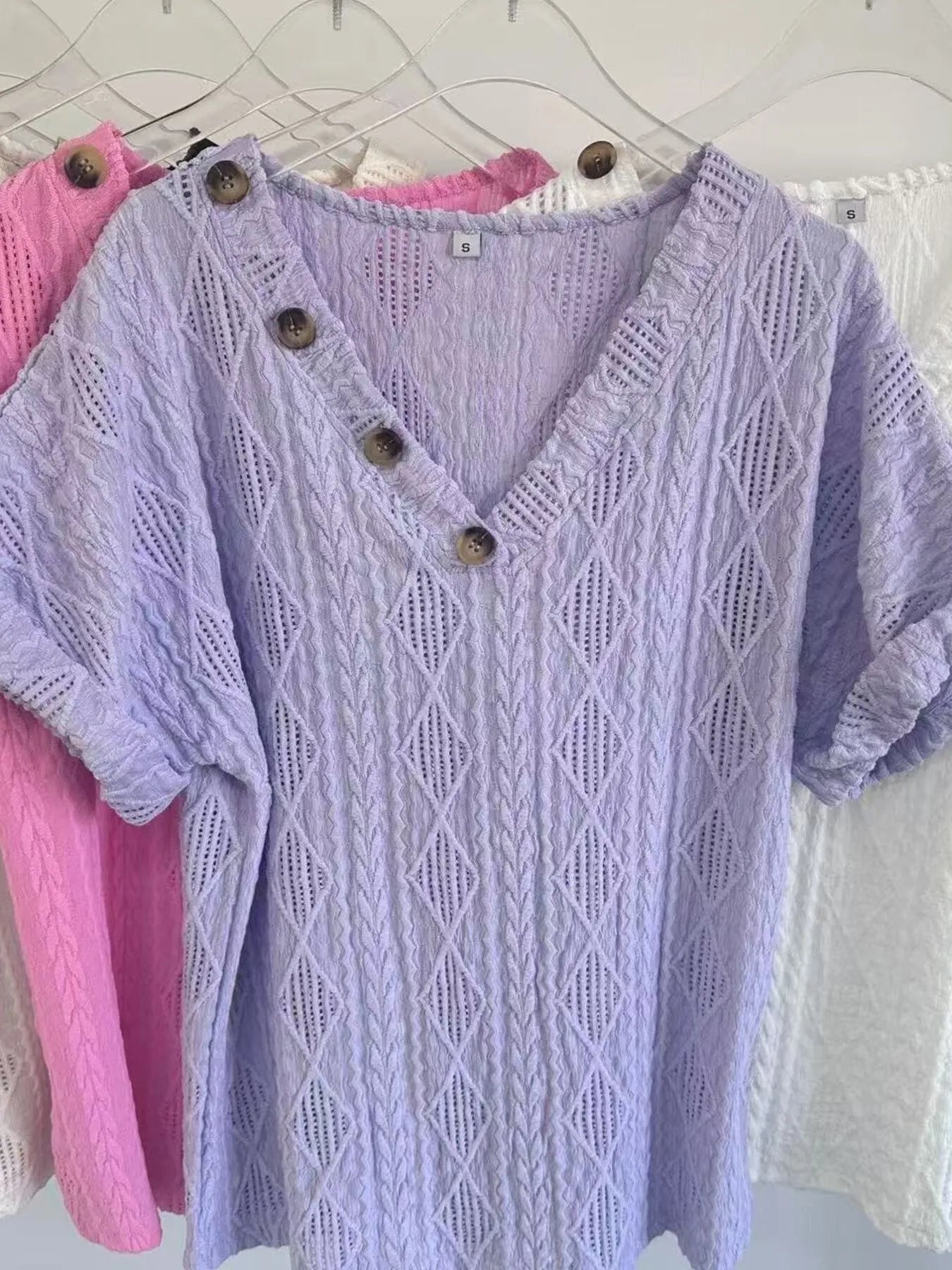 Textured V-Neck Short Sleeve Top