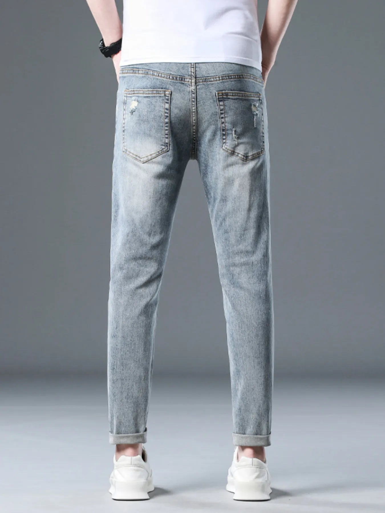 Men's Plus Size Distressed Slim Fit Jeans