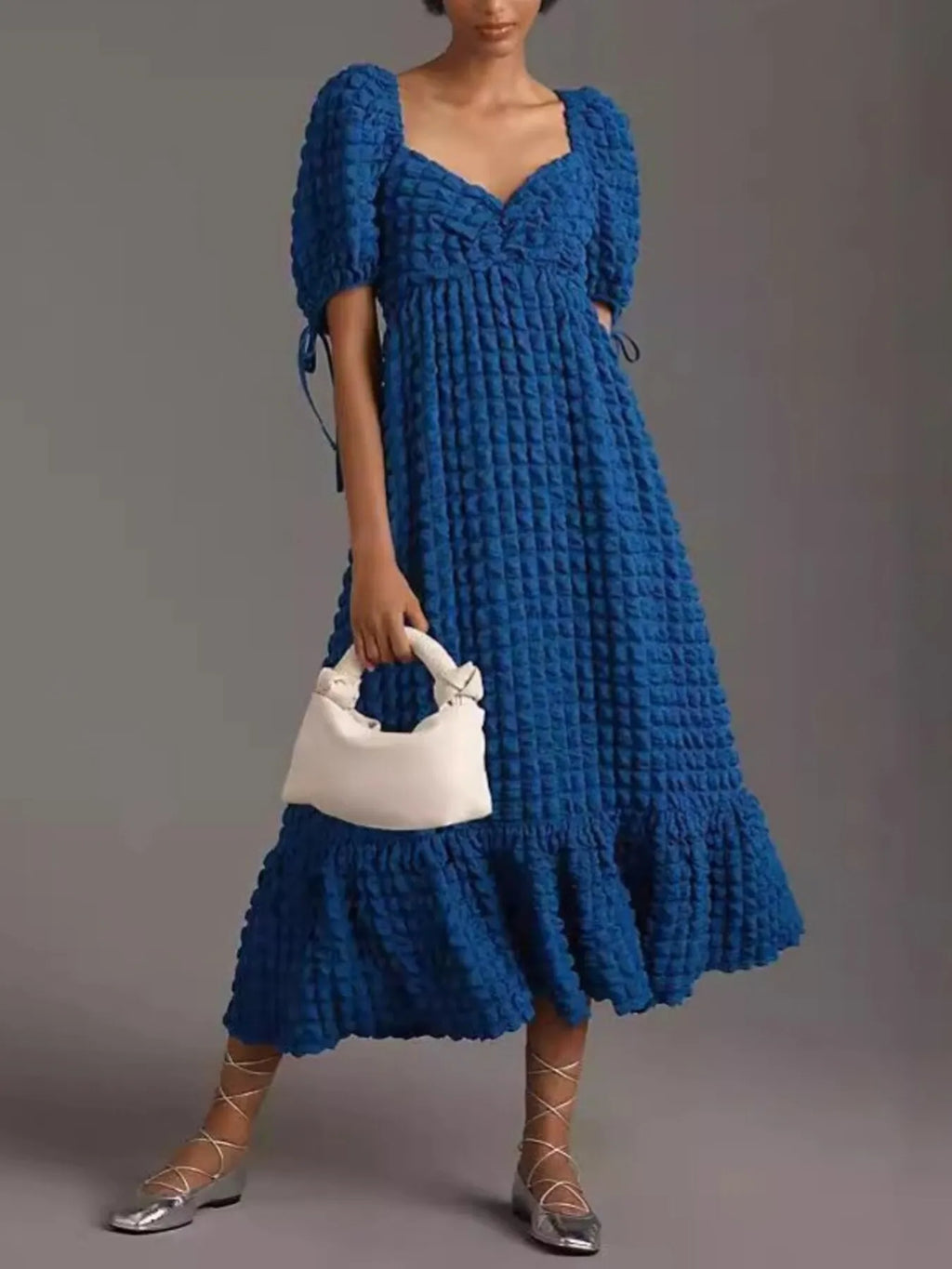 Textured Sweetheart Neck Short Sleeve Dress