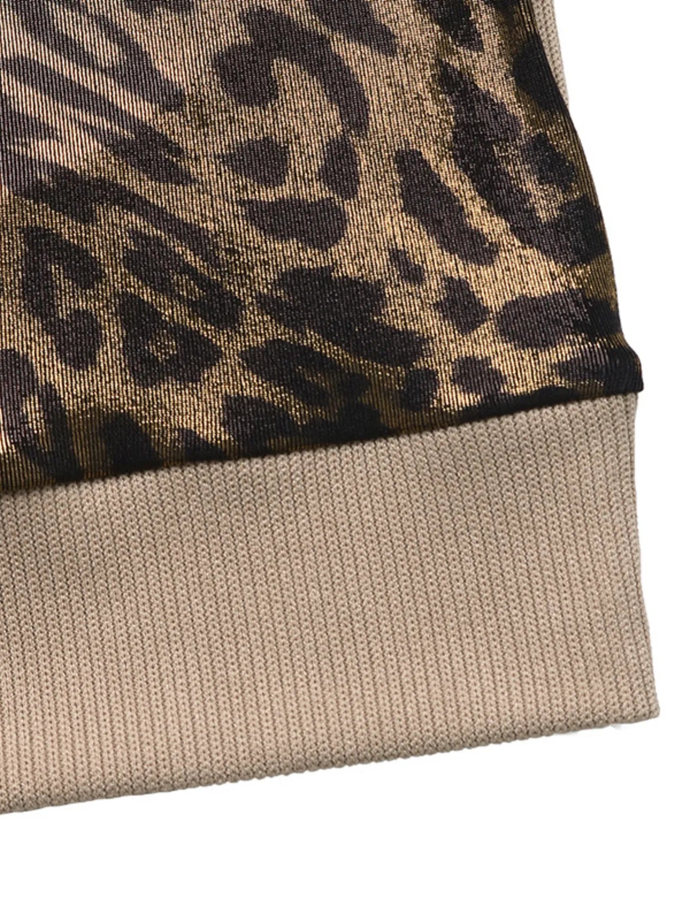 Leopard Round Neck Long Sleeve Sweatshirt