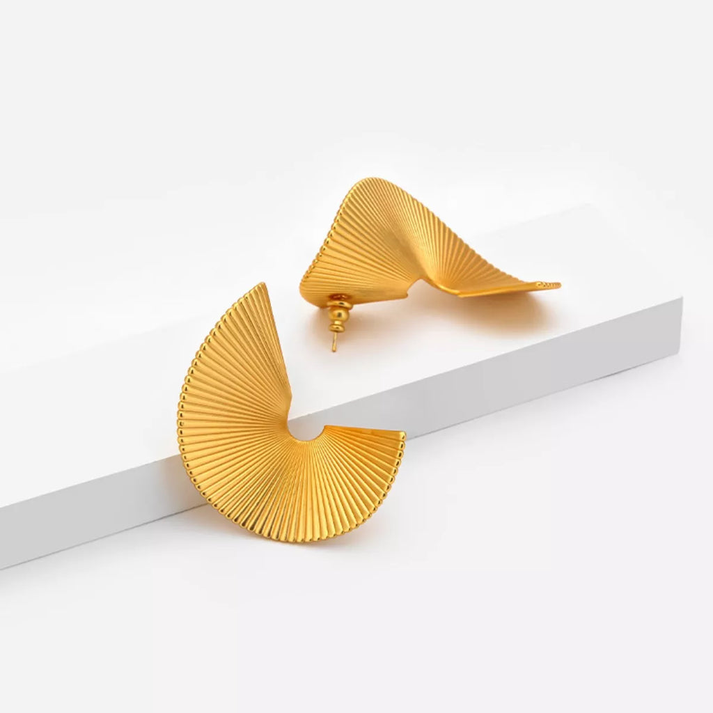 18K Gold-Plated Copper Fan-Shaped Earrings