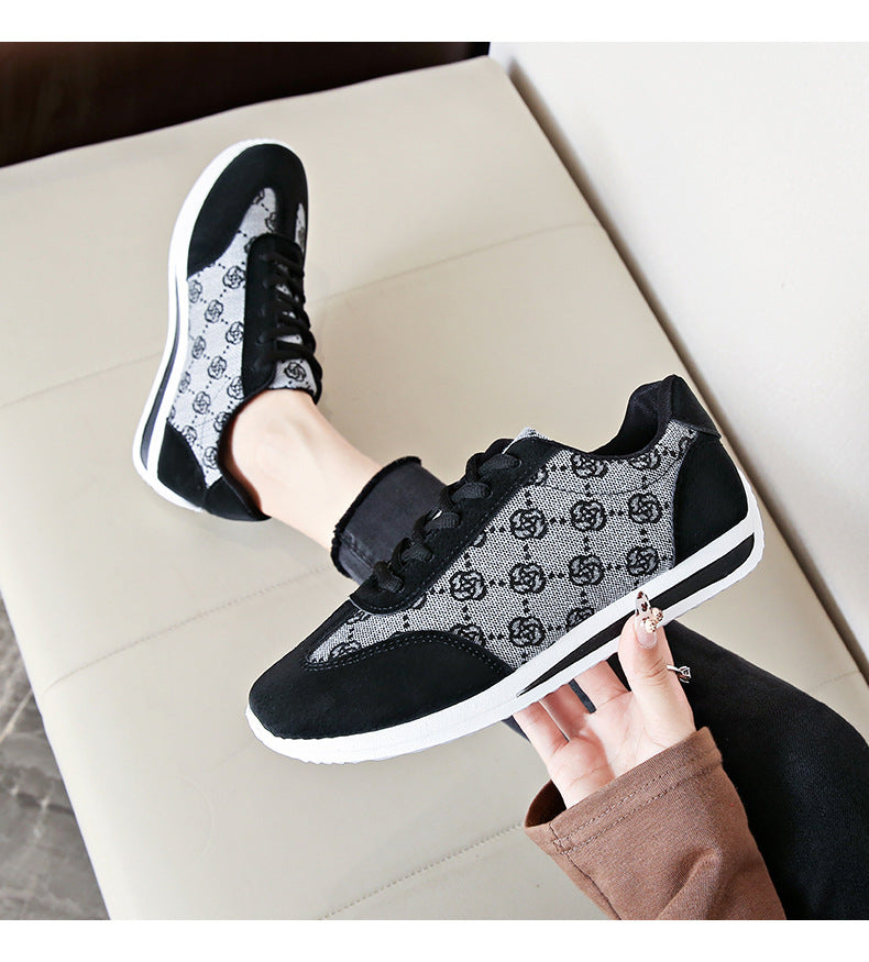 Round Toe Lace Up Sneakers