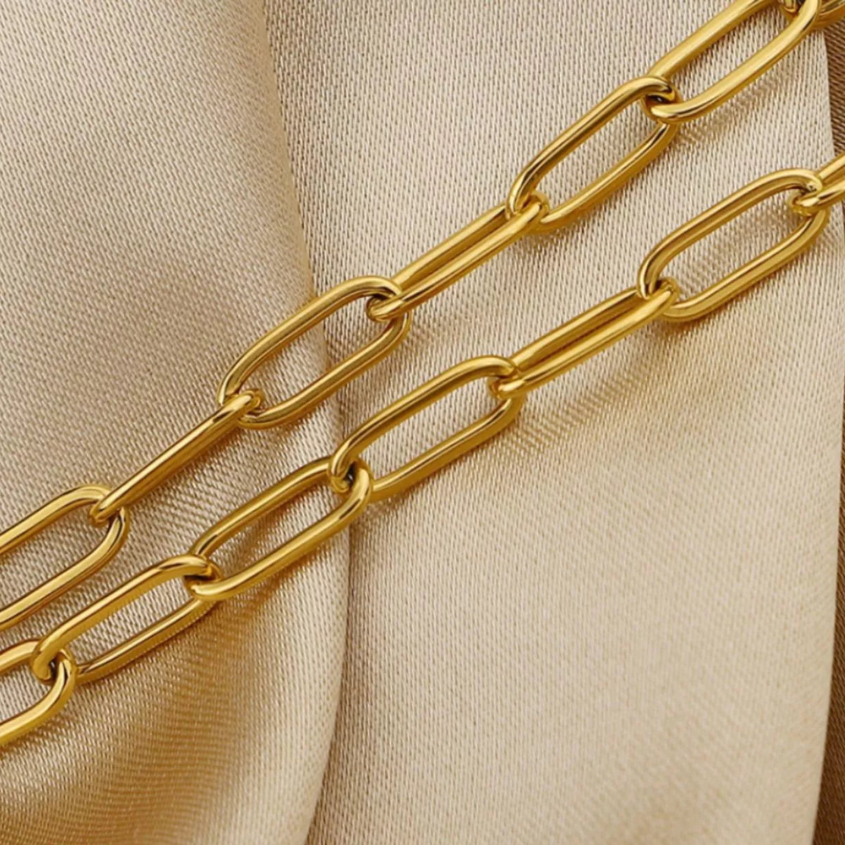 18K Gold-Plated Chain Link Toggle Clasp Necklace