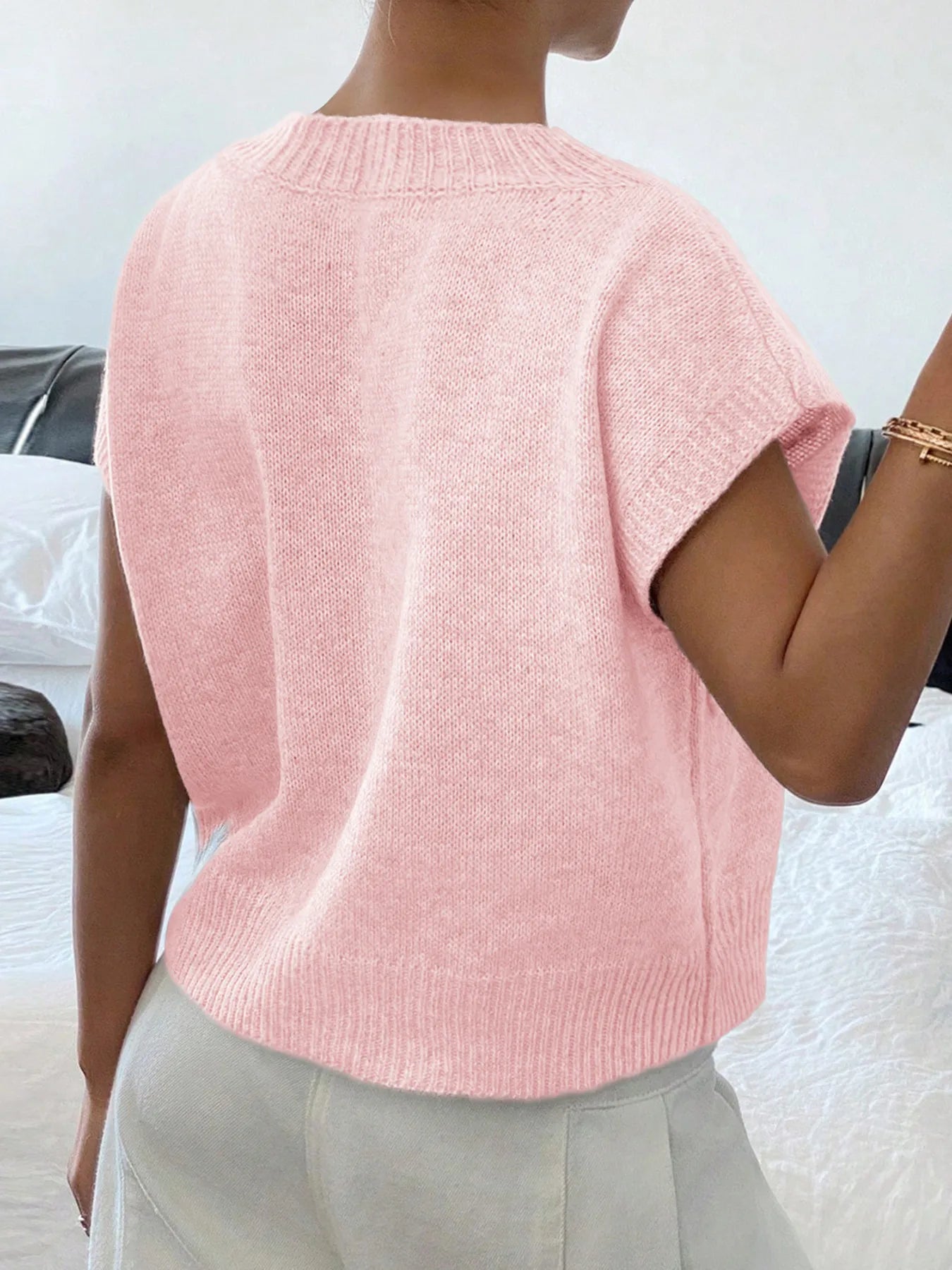 Ribbed Hem V-Neck Short Sleeve Sweater