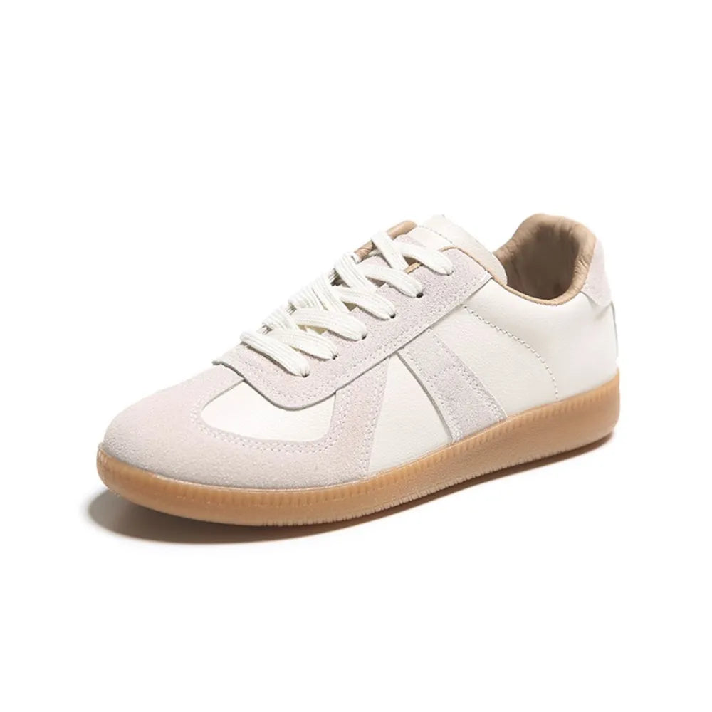 Lace Up Round Toe Flat Sneakers