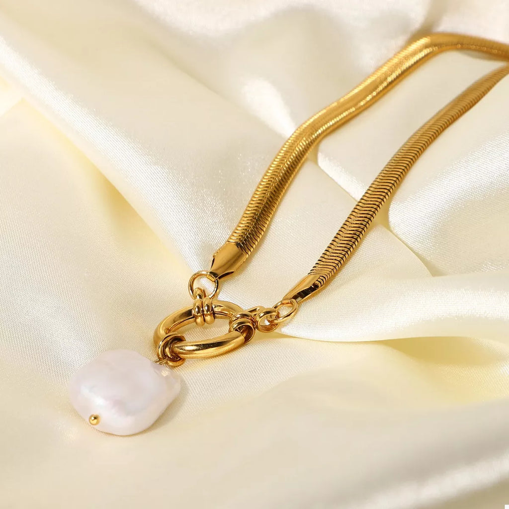 18K Gold-Plated Freshwater Pearl Pendant Necklace