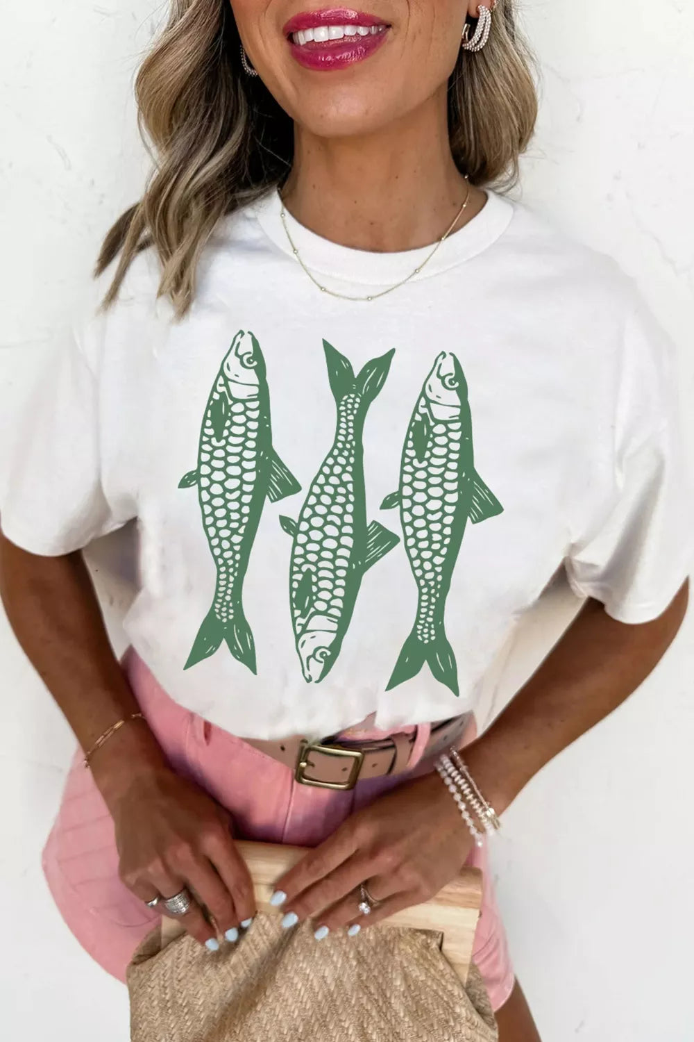 Full Size Unique Fish Graphic Casual Round Neck Tee Plus Size