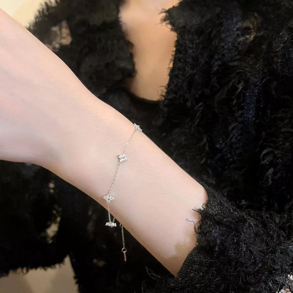 Clover Charm Bracelet