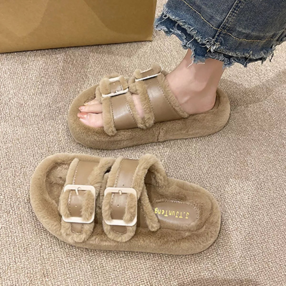 Fuzzy Buckle Detail Slippers
