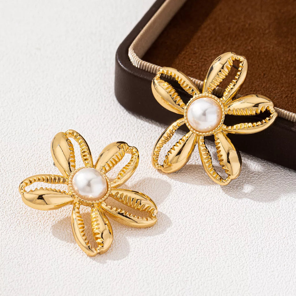 18K Gold-Plated Gold Flower Synthetic Pearl Stud Earrings