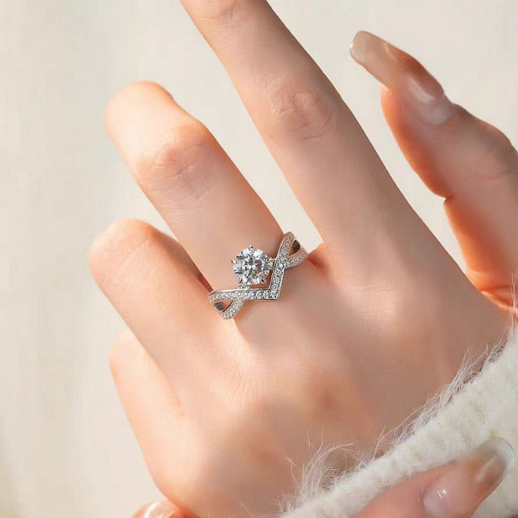 1 Carat Moissanite 925 Sterling Silver Ring