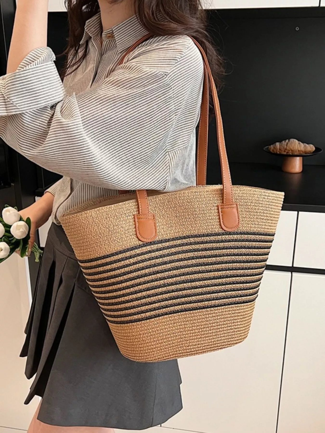 Striped Woven Straw Shoulder Bag