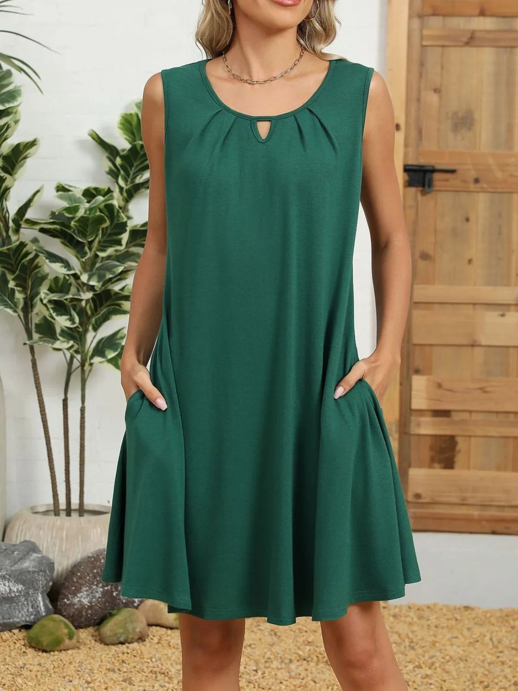 Round Neck Sleeveless Dress