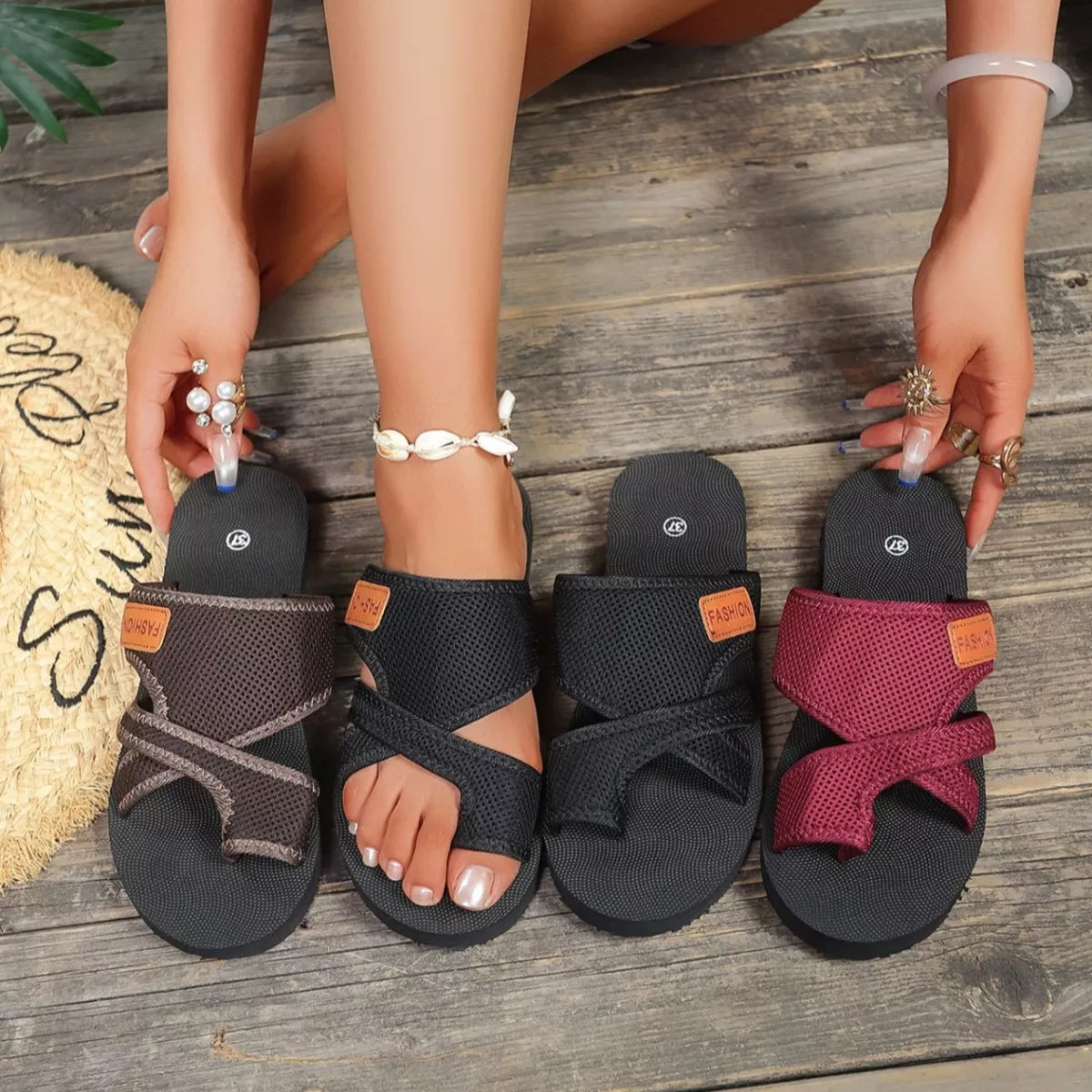 Toe Loop Platform Sandals