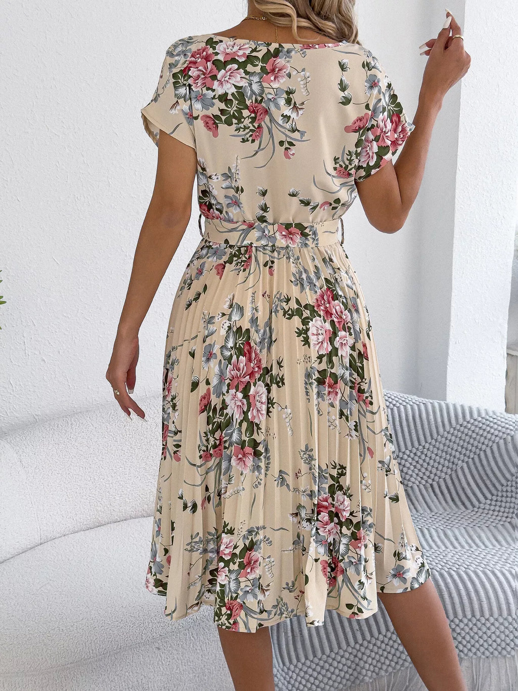Floral Print Pleated A-Line Midi Dress
