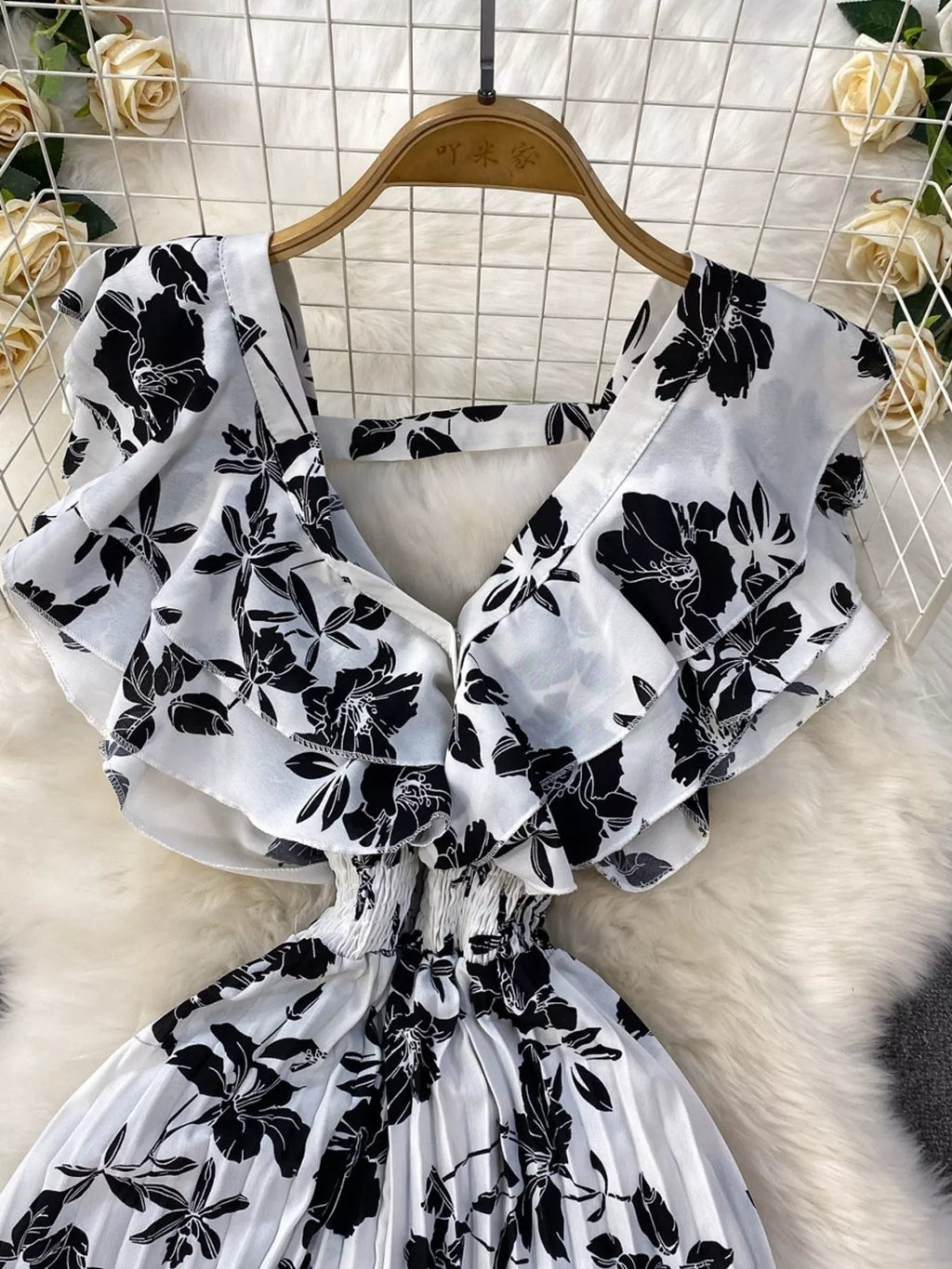 Floral Print Wide Leg Pleated Jumpsuit
