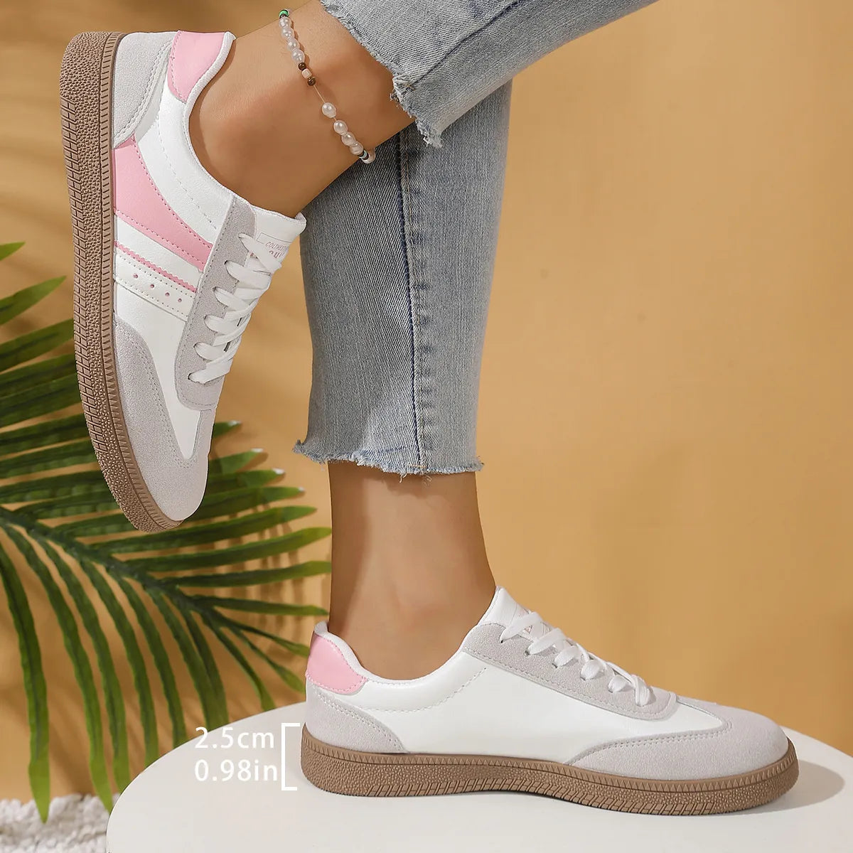 Round Toe Lace Up Sneakers