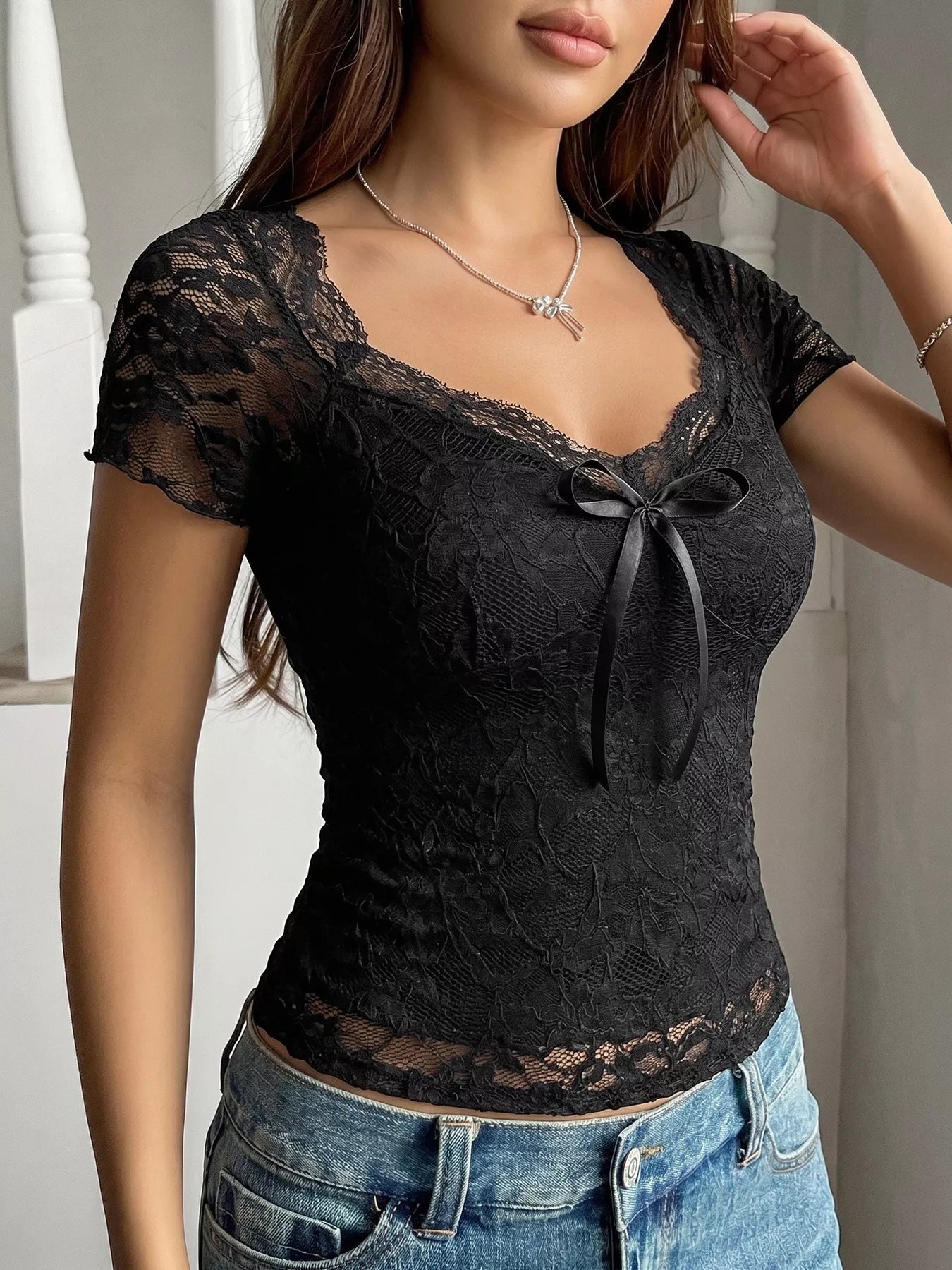 Lace Bowknot Slim Fit Top