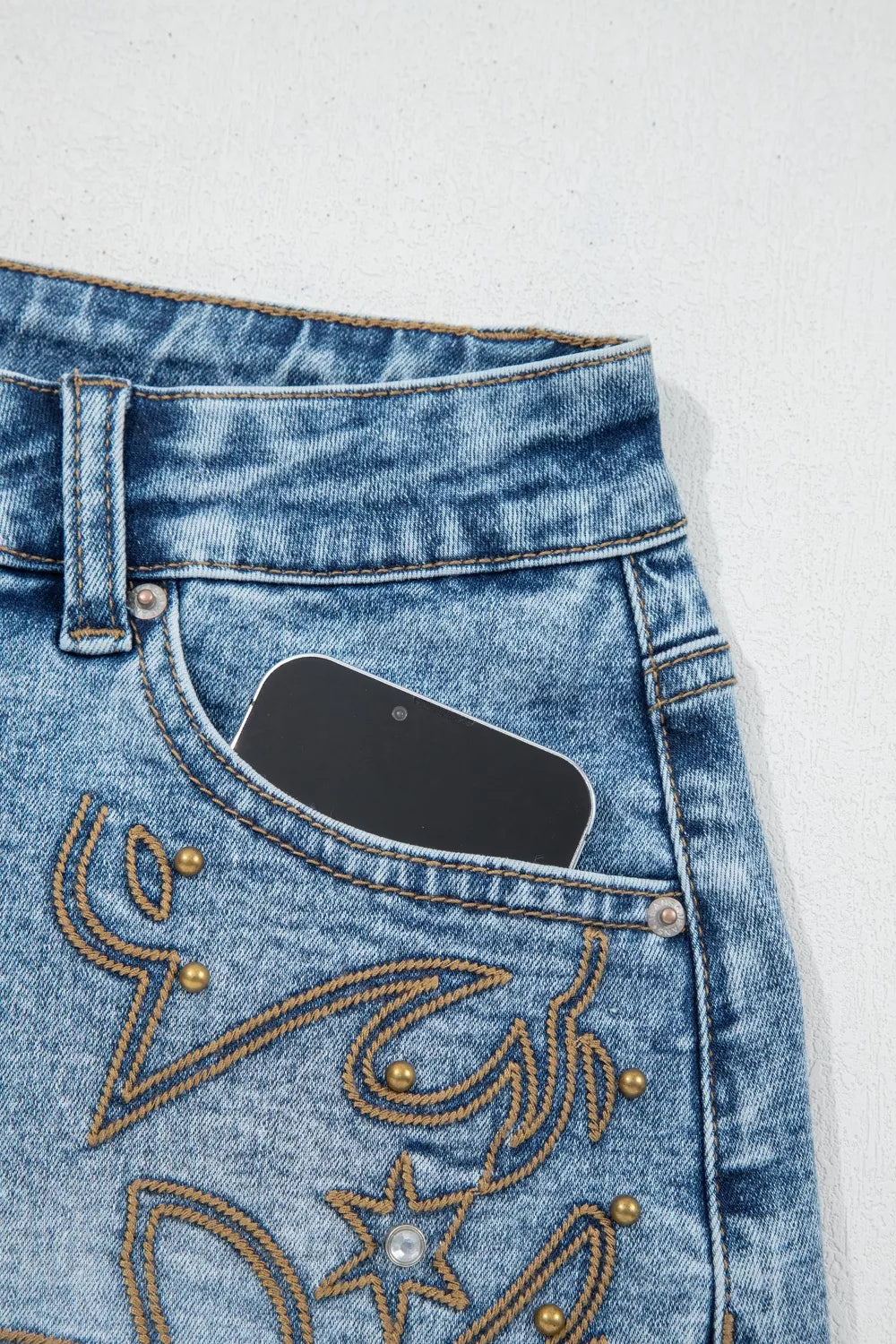 Western Embroidery Stud Denim Shorts