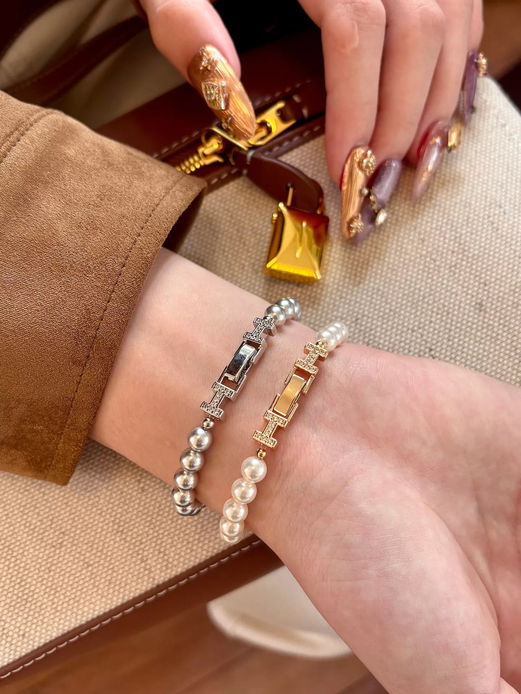 Pearl Double H Buckle Bracelet