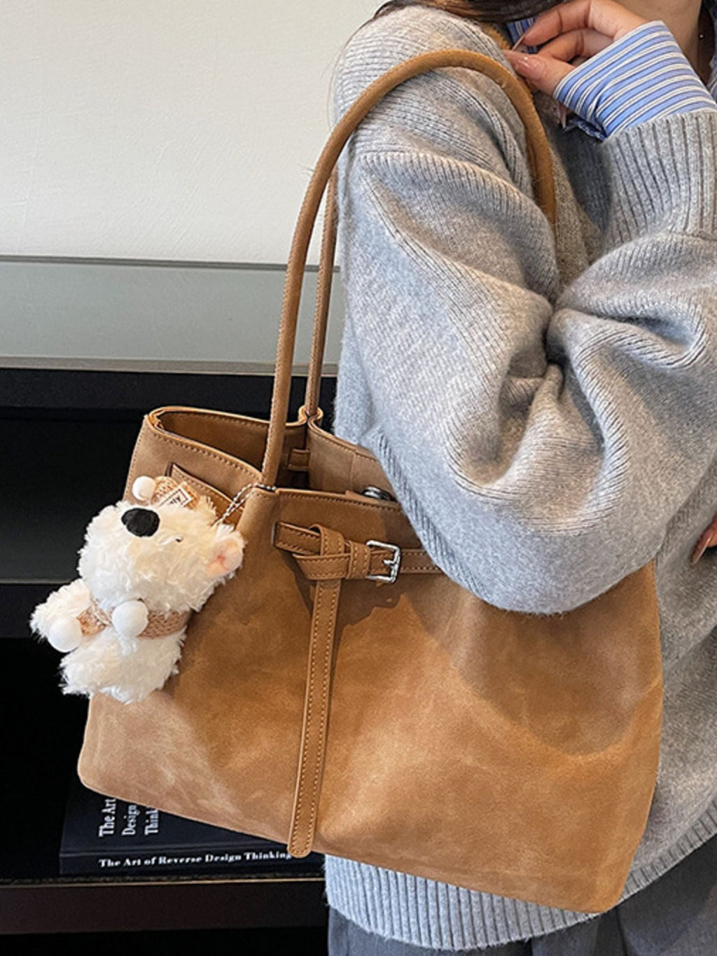 Buckle Detail Shoulder Bag
