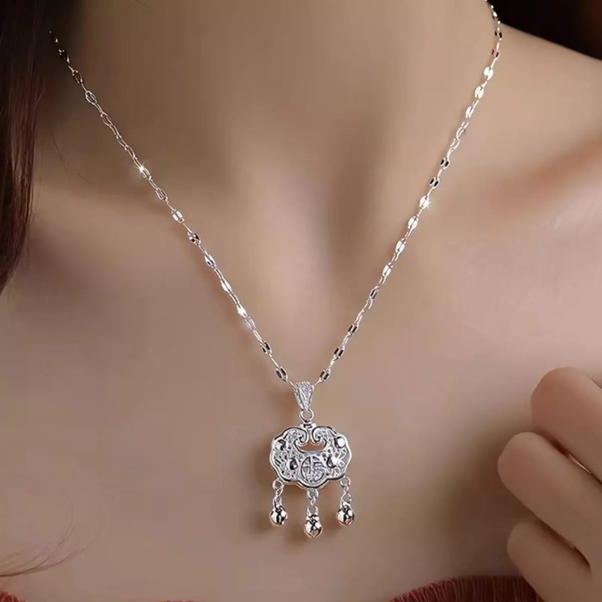 925 Sterling Silver Lock Pendant Necklace