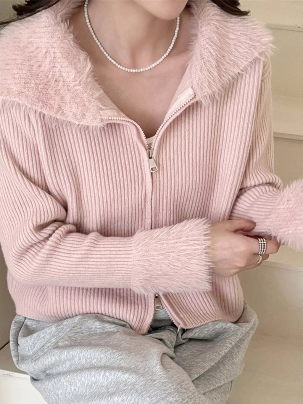 Fluffy Trim Zip-Up Cardigan