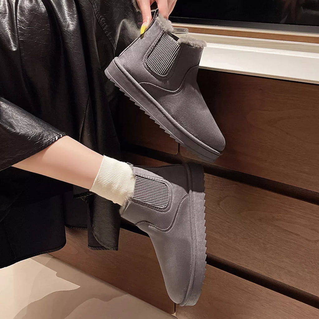 Round Toe Platform Boots
