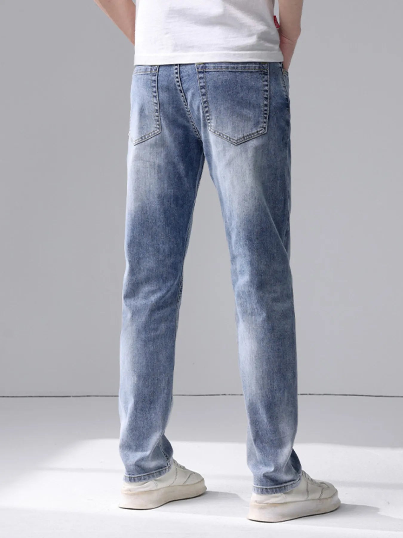 Men's Washed Slim Fit Jeans