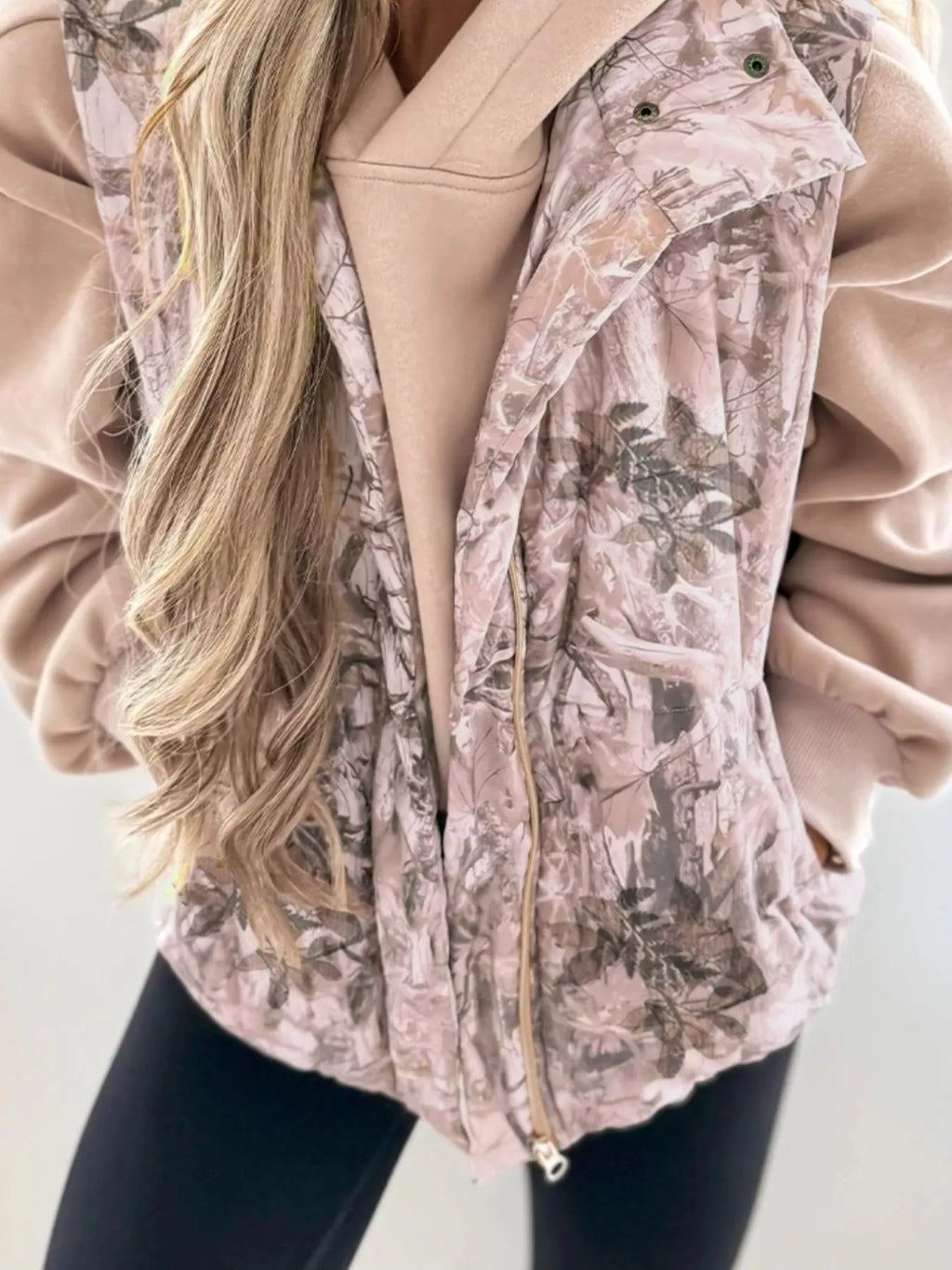 Lightweight Leaf Print Vest Coat