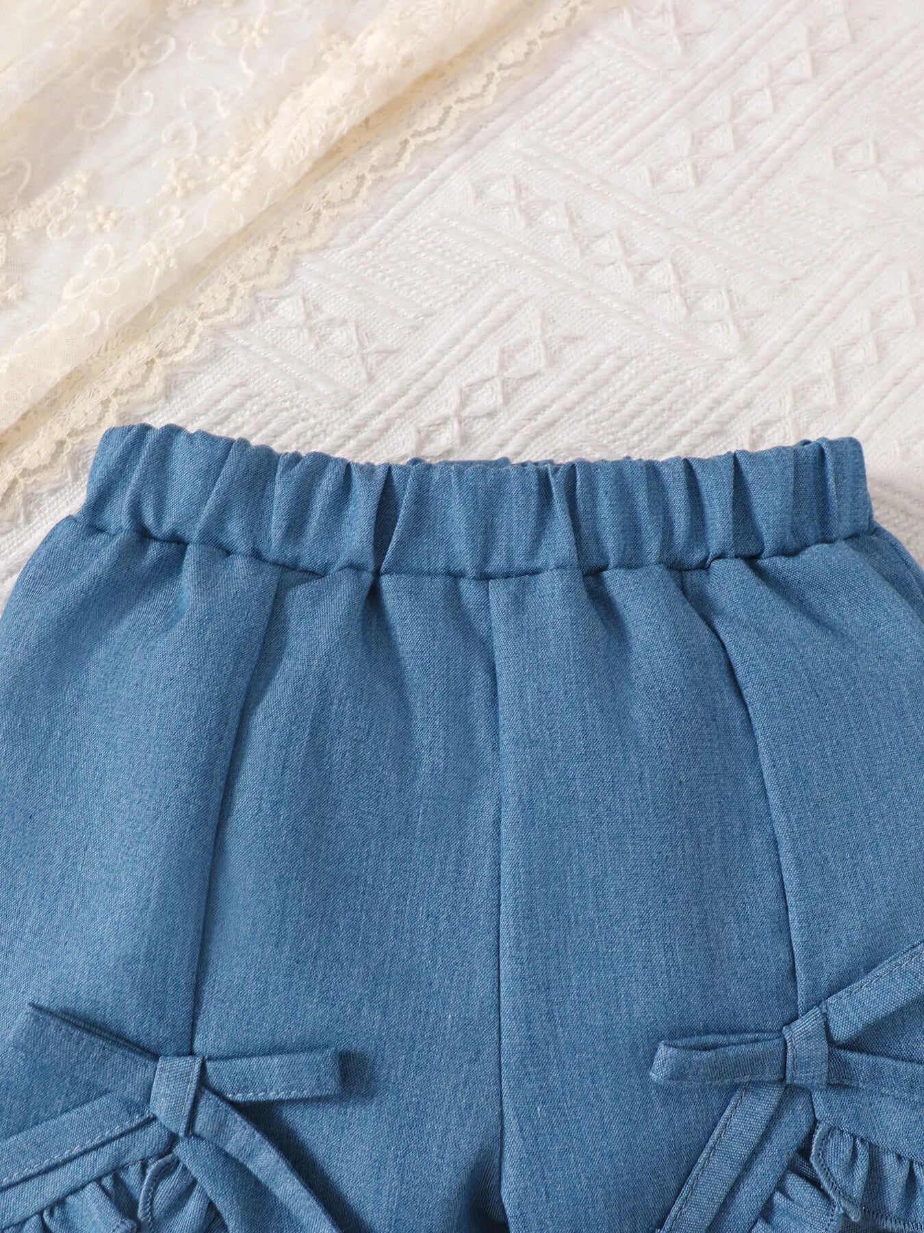 Children's Bowknot Ruffle Trim Top and Shorts Set