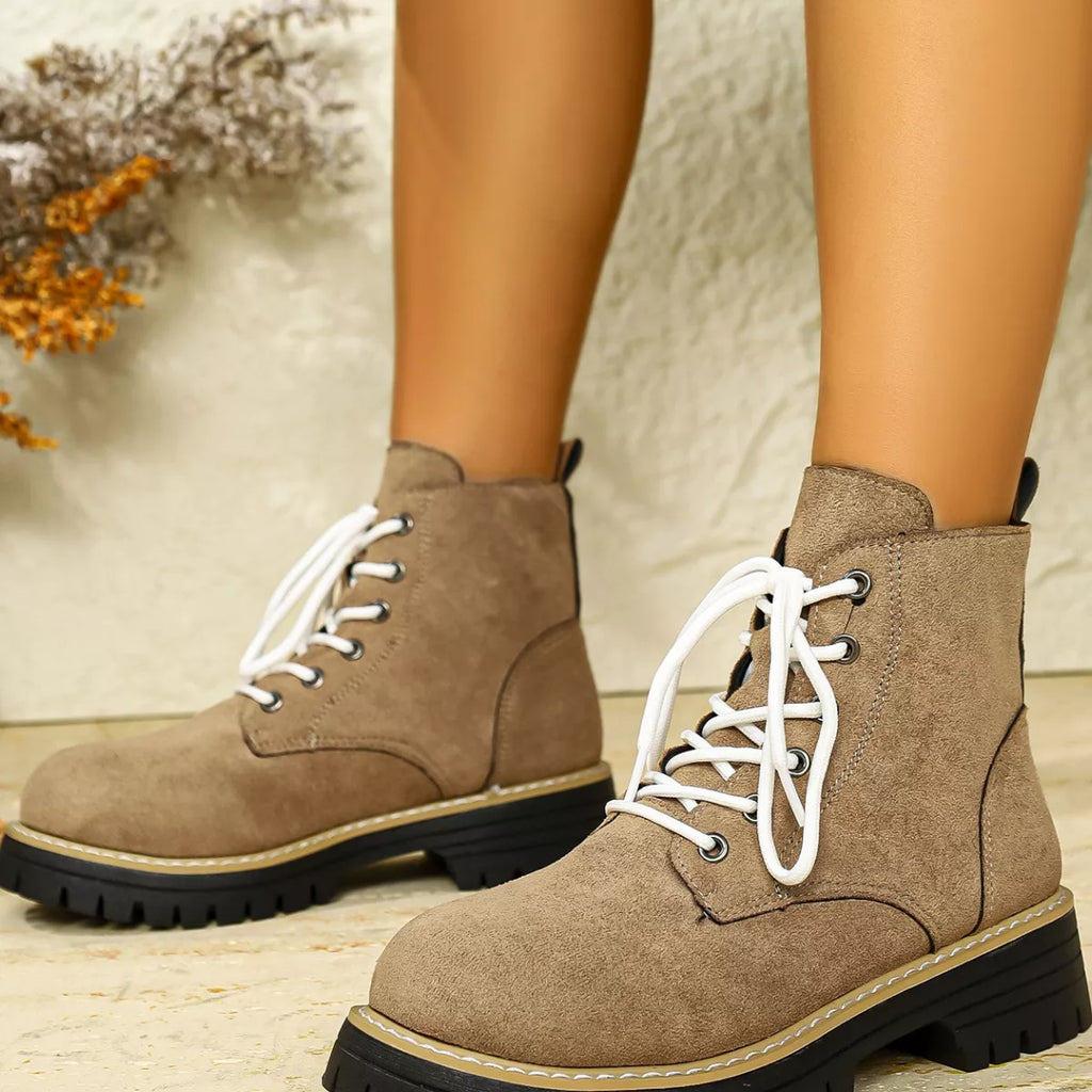 Round Toe Lace Up Boots