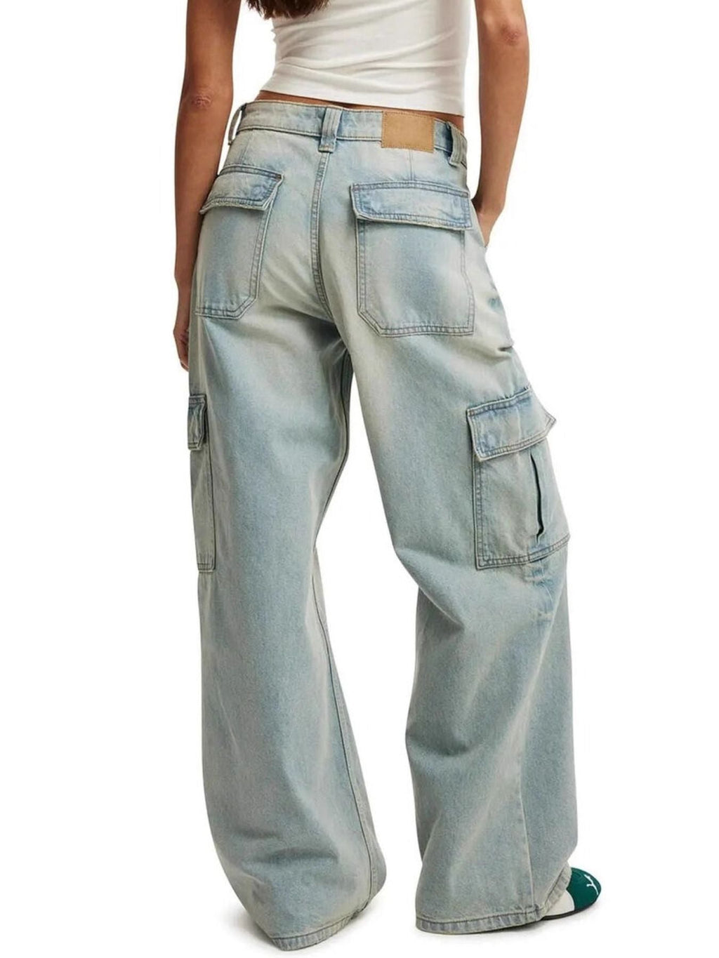Wide Leg Cargo Jeans