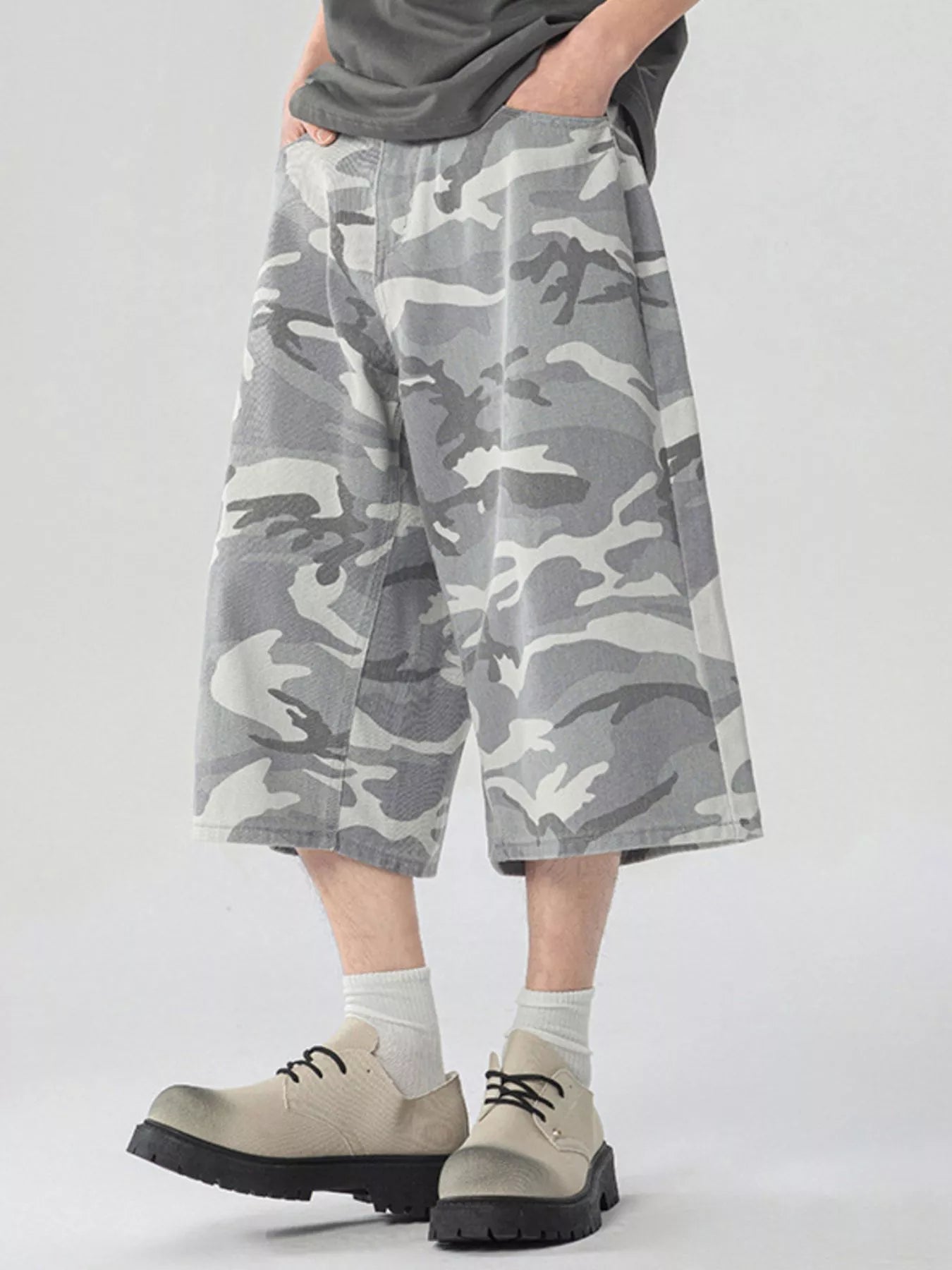 Men's Urban Camo Wide Leg Cargo Pants