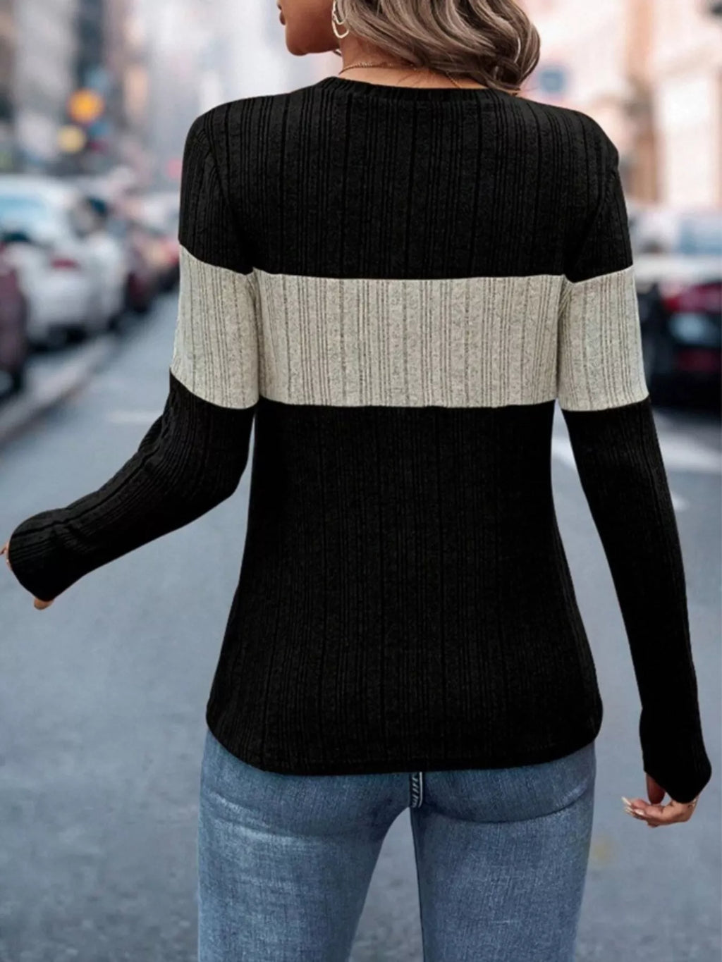 Color Block Round Neck T-Shirt