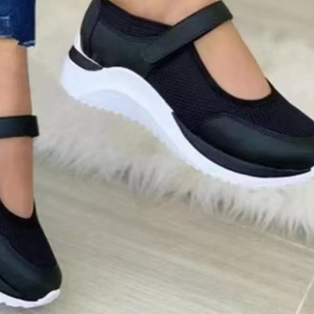 Round Toe Mesh Slip-Ons