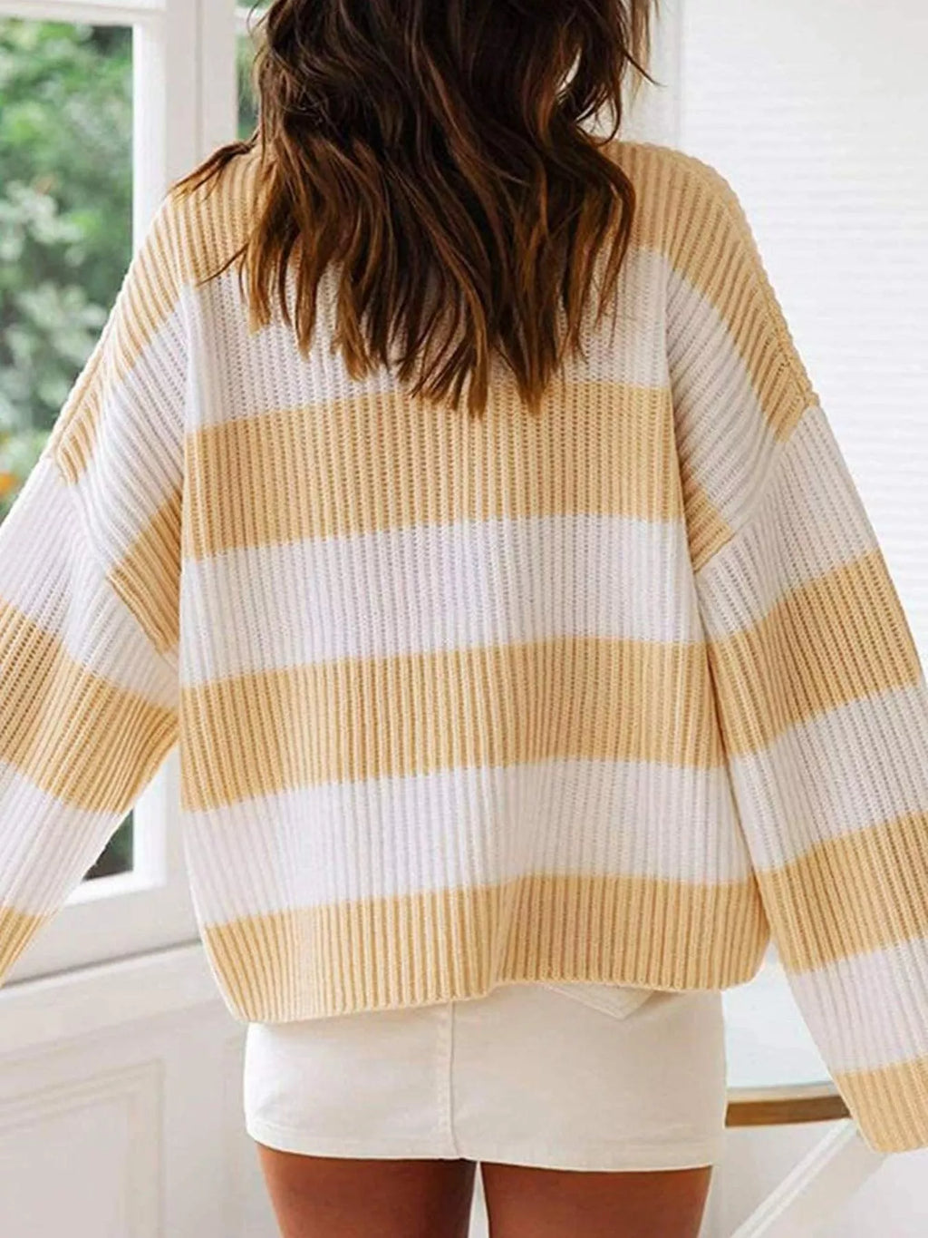 Contrast Striped Round Neck Sweater