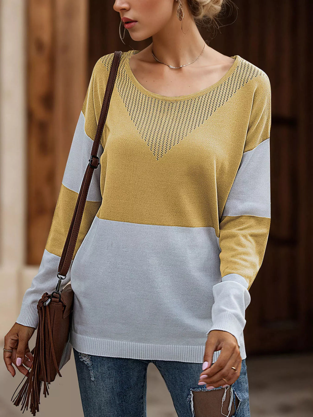 Color Block V-Neck Knit Top