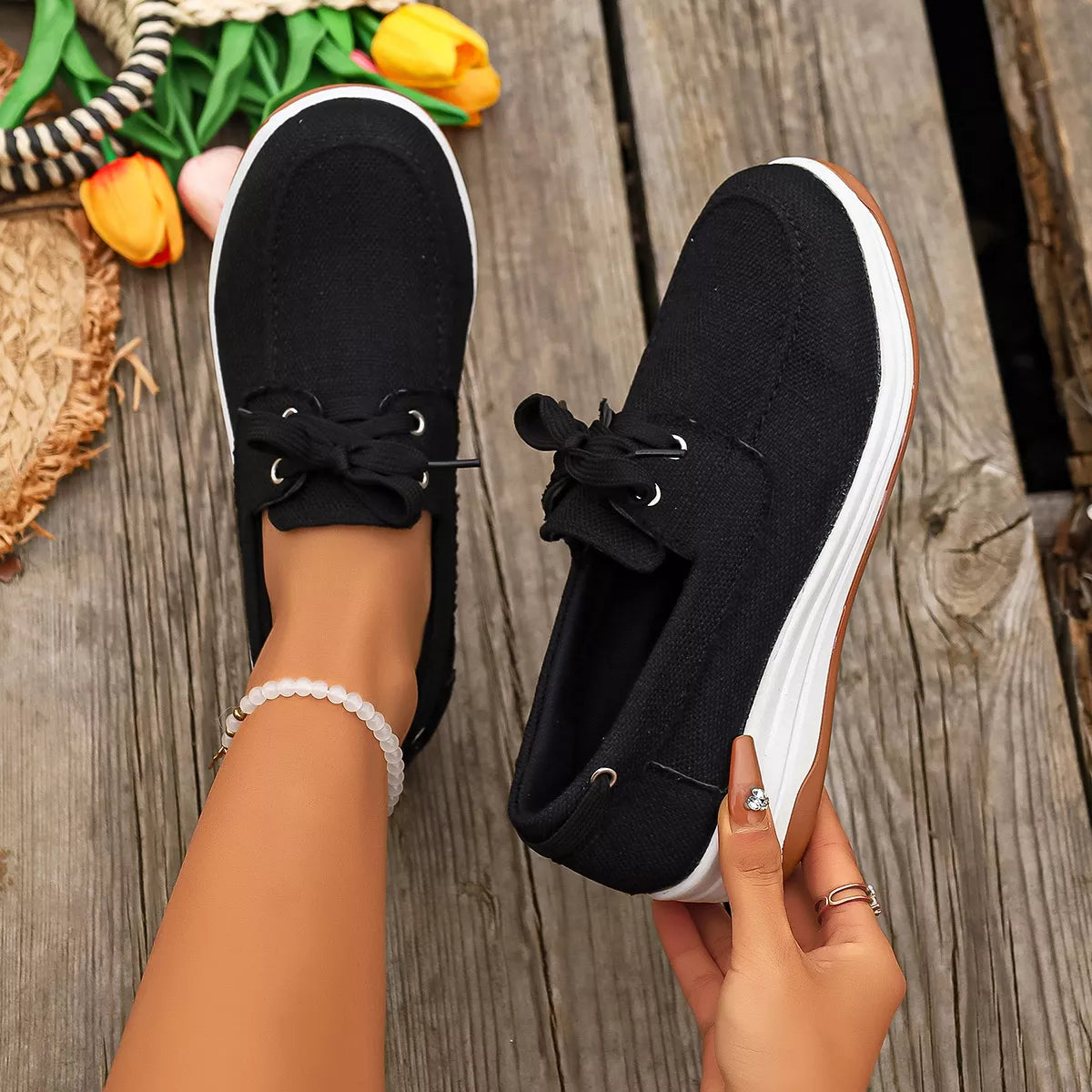 Lace Up Round Toe Sneakers