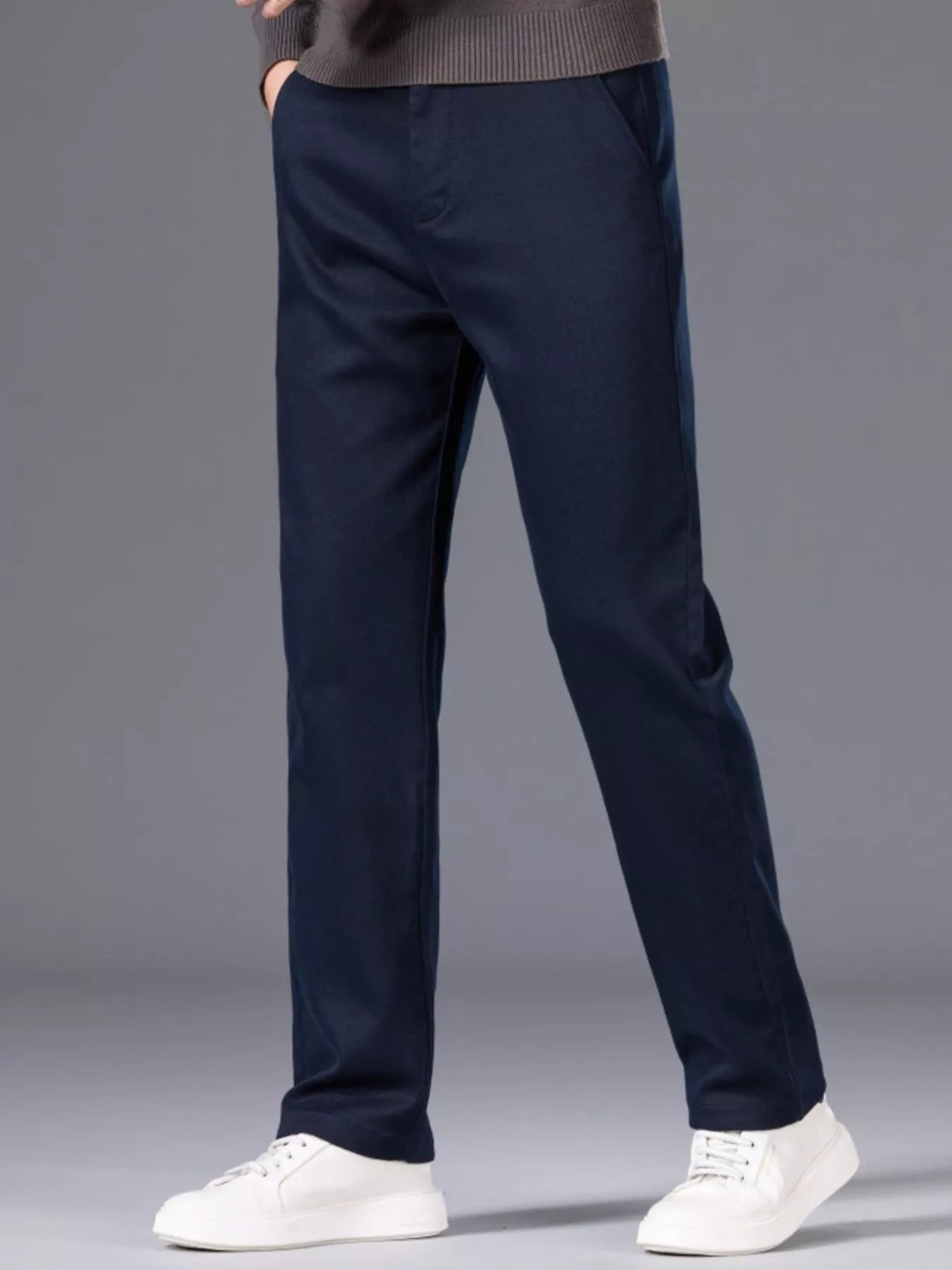 Men's Classic Straight-Leg Pants