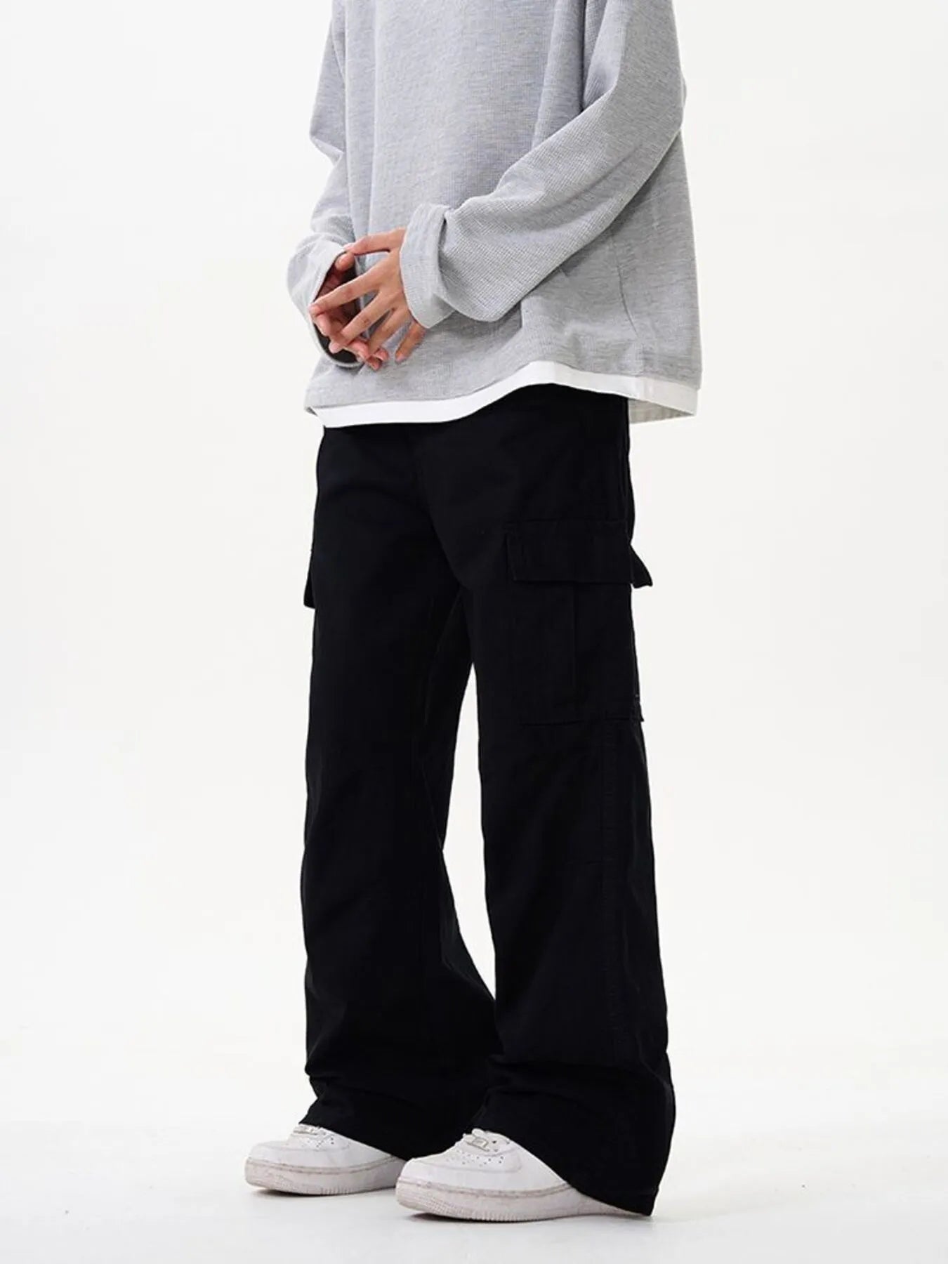 Men's Wide Leg Cargo Pants