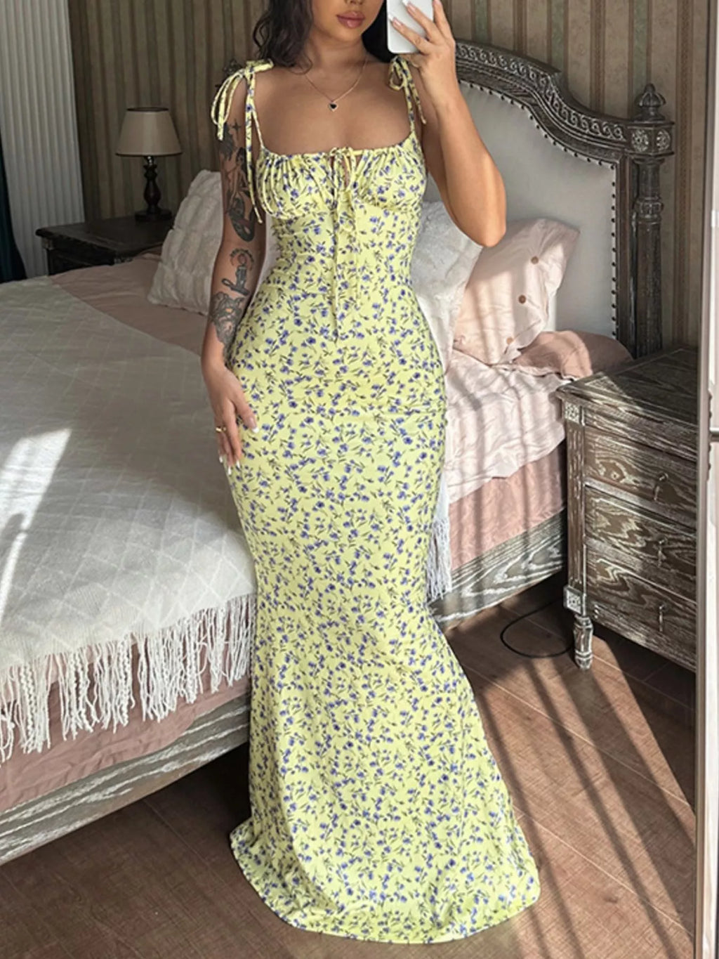 Floral Print Tie Strap Bodycon Maxi Dress