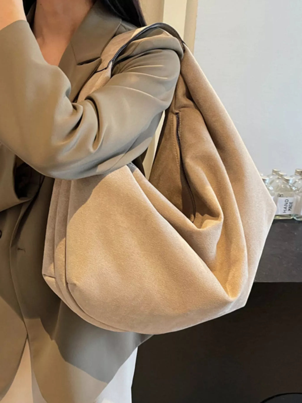 Large Capacity Casual Shoulder Bag