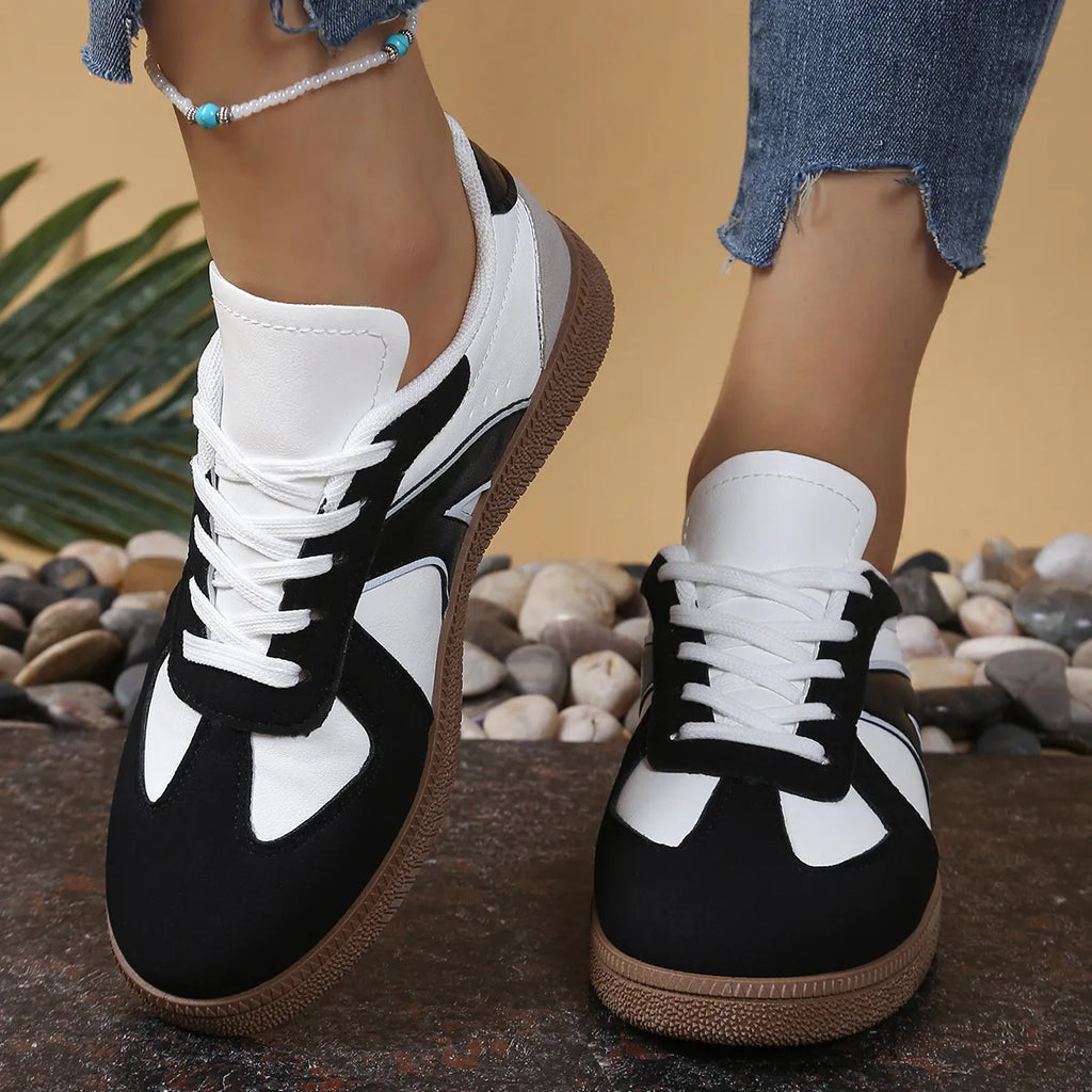 Lace Up Round Toe Sneakers