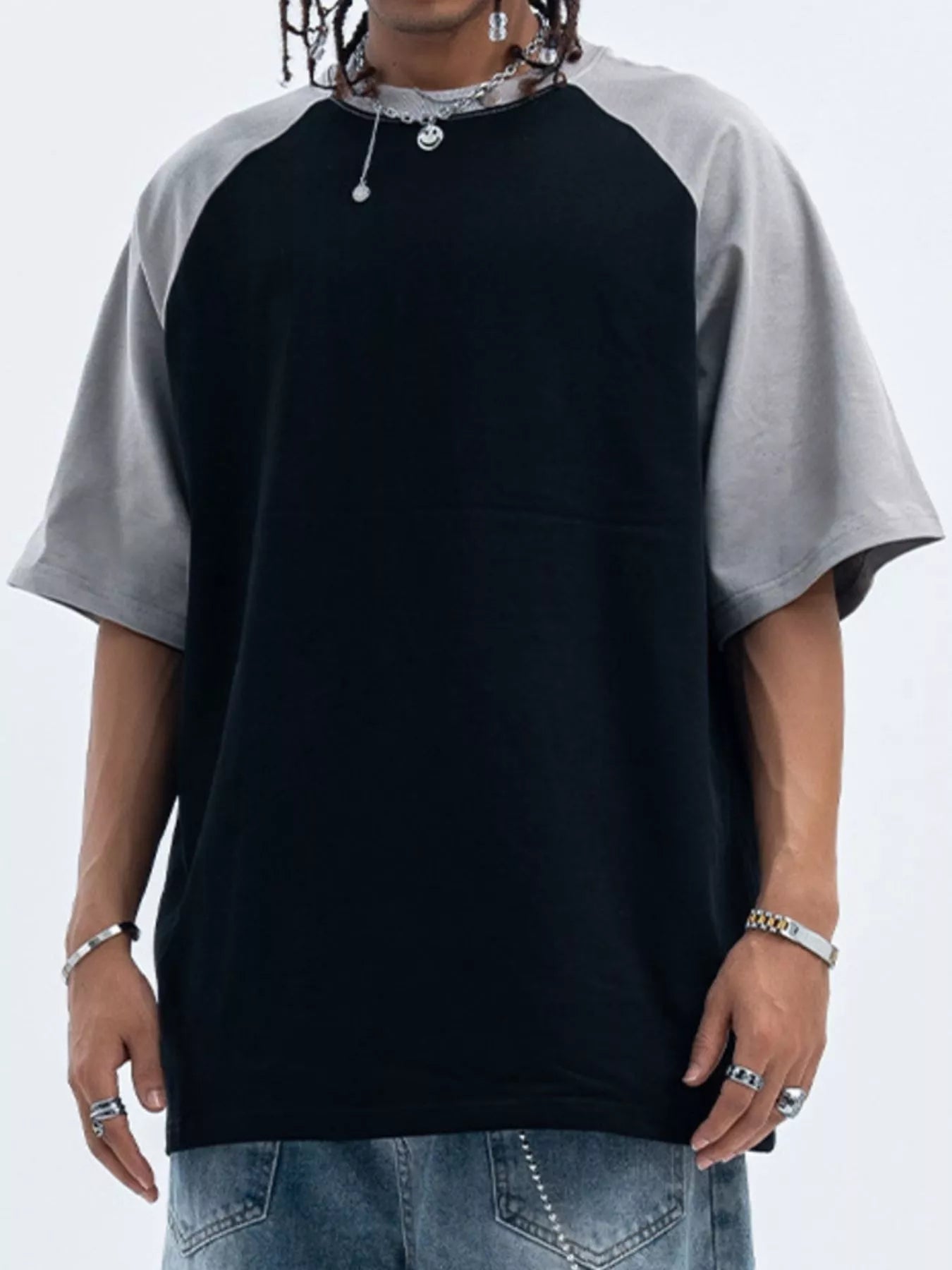 Men's Contrast Round Neck Half Sleeve T-Shirt