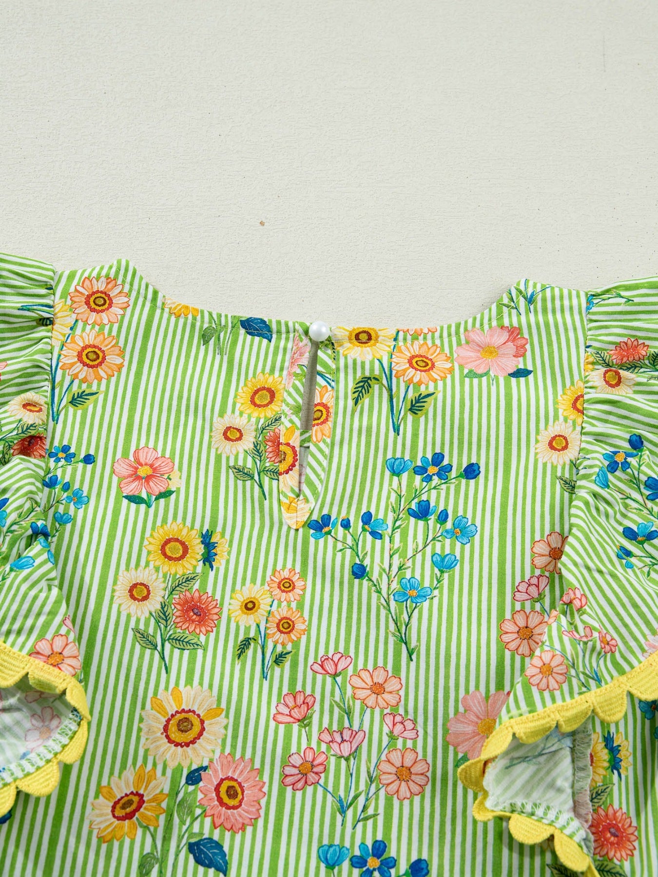 Stripe Floral Printed Scalloped Detail Ruffle Short Sleeve Blouse