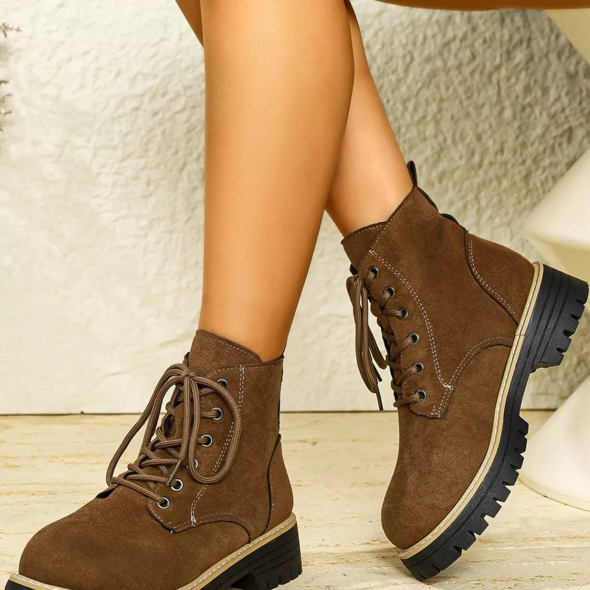 Round Toe Lace Up Boots