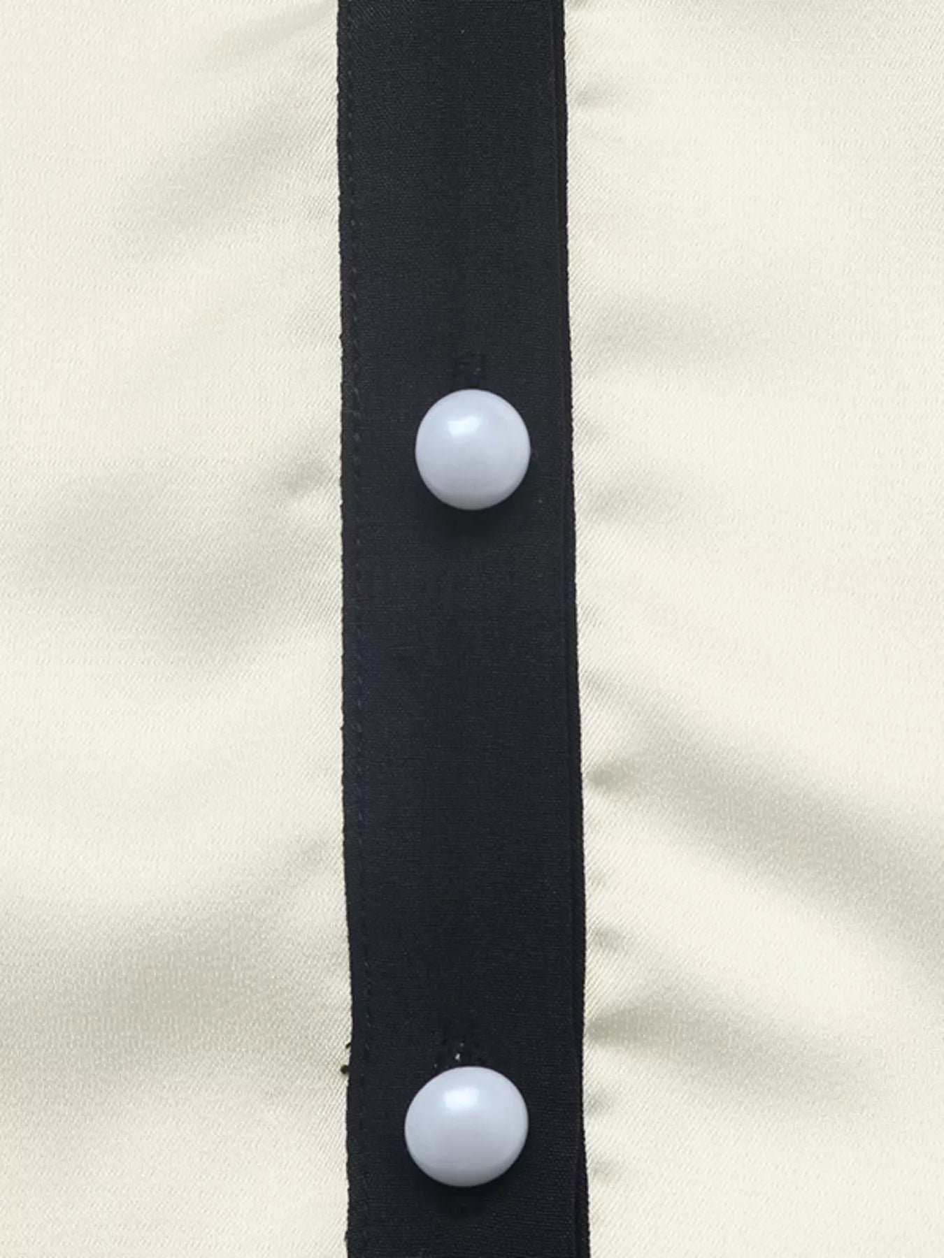 Contrast Trim V-Neck Blouse