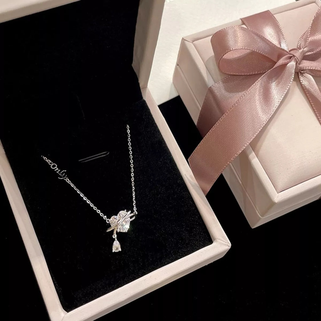 925 Sterling Silver Zircon Heart Necklace